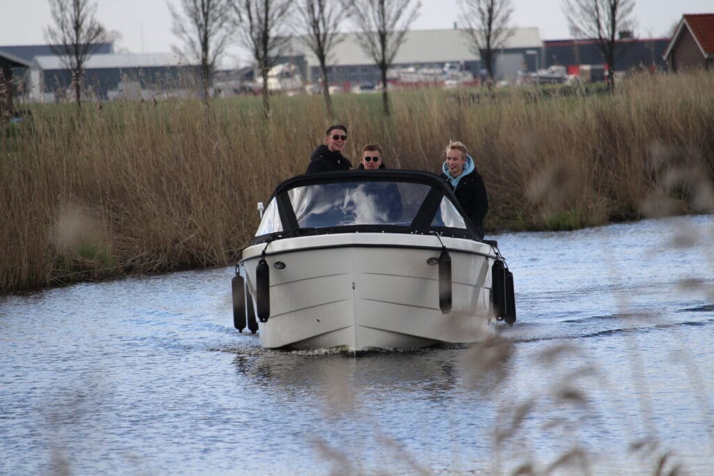 sloep huren Friesland